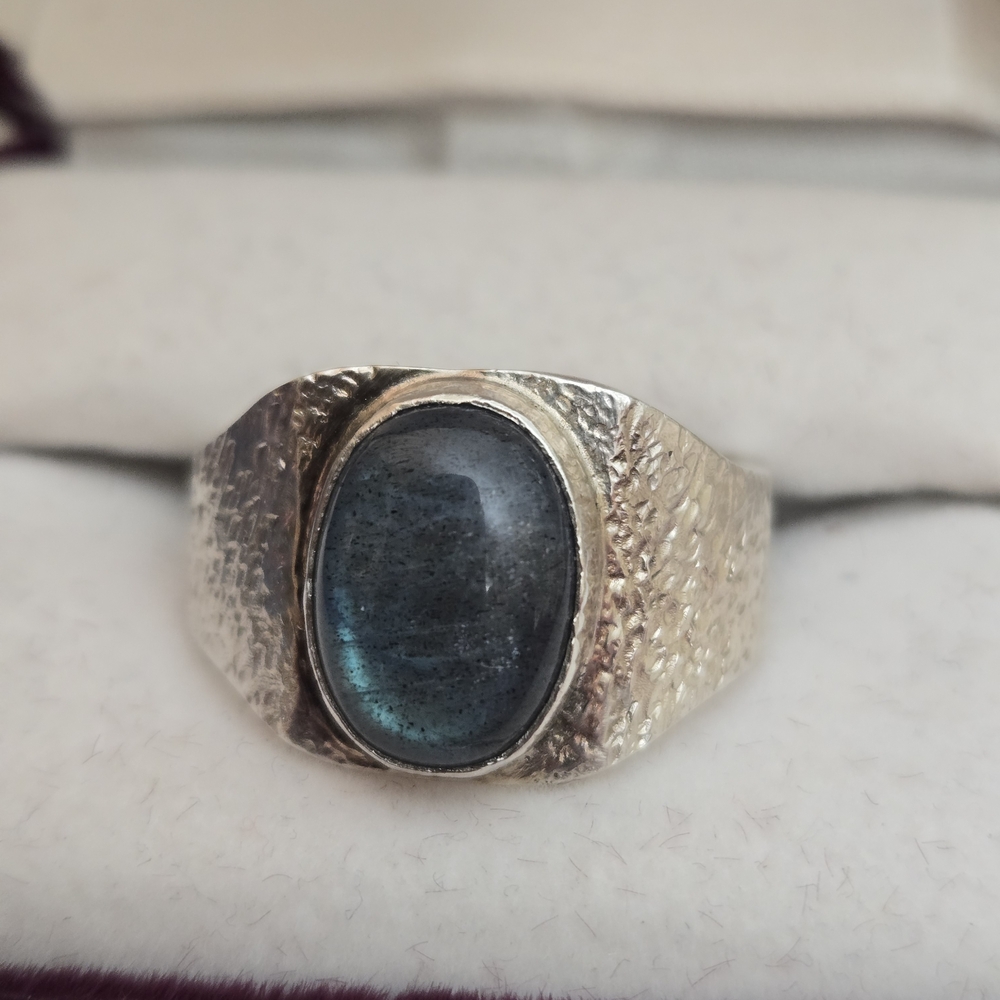 Man's Solid Silver Ring With Labradorite Stone - image 2